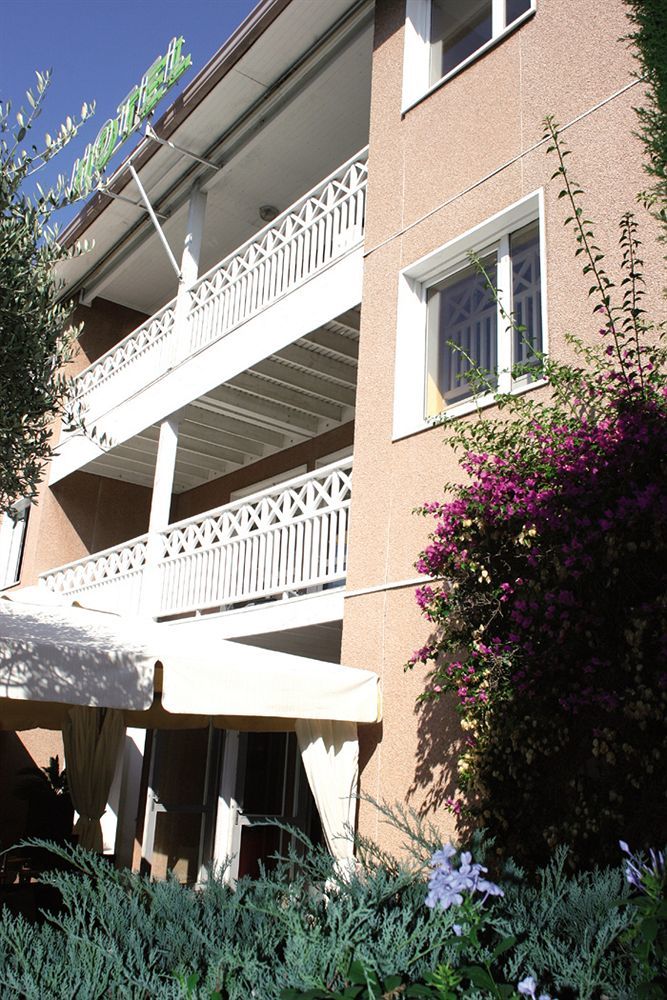 H Hotel Hyères Exterior foto